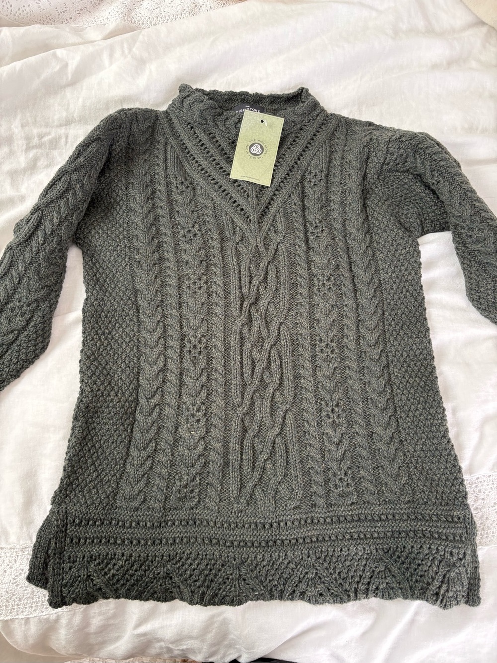NEW The Irish Store Women's Signature Aran Tunic Sweater 100% wool Green - Picture 4 of 8